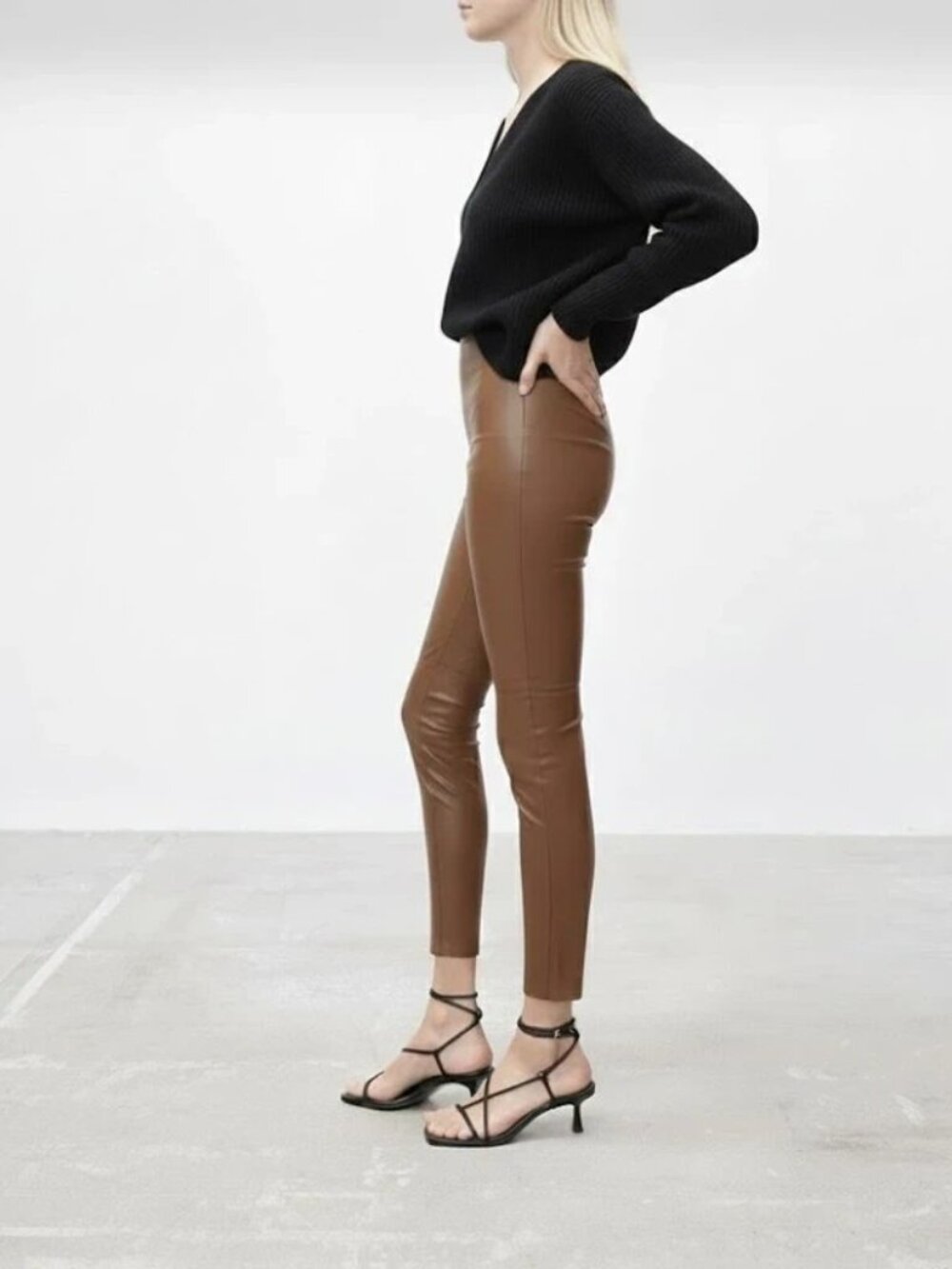 Zara Womens High Waist Faux Leather Leggings Small - Tan/brown color